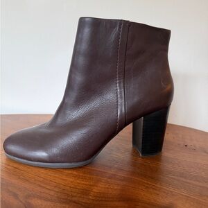 Vionic Chocolate Brown Ankle Boots